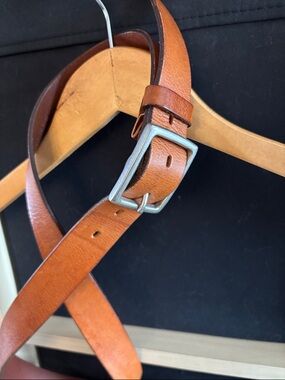 Banana Republic Italian Leather Belt with Brushed Buckle 1-1/8” wide